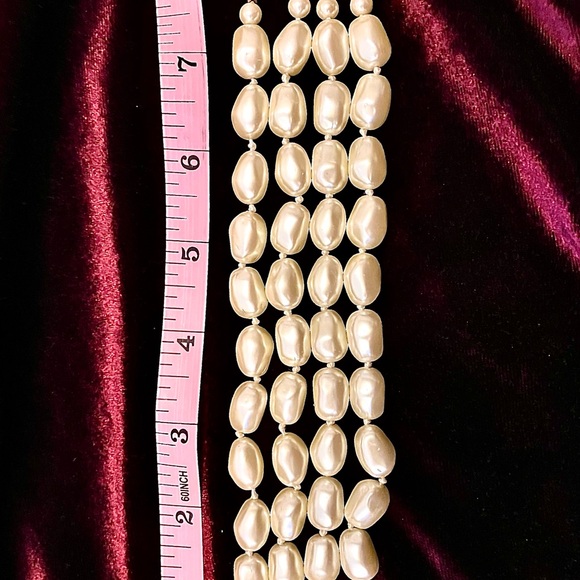 Vintage Carolee Pearl Four Strand Cream Colored Bracelet - Picture 5 of 8